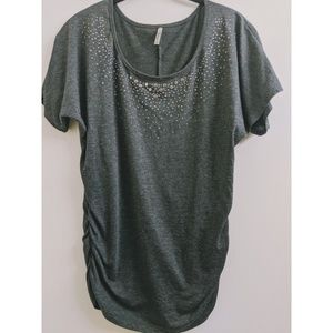 SOLD-Espresso Women's Rhinestone Gray Top